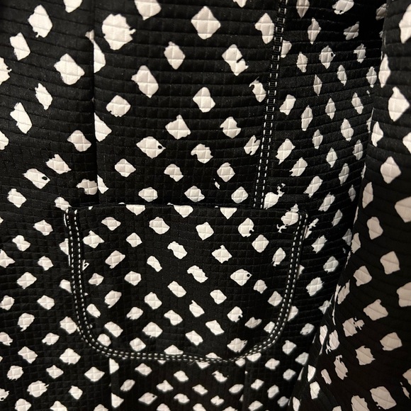 Black and White Blazer by TanJay - Picture 3 of 4